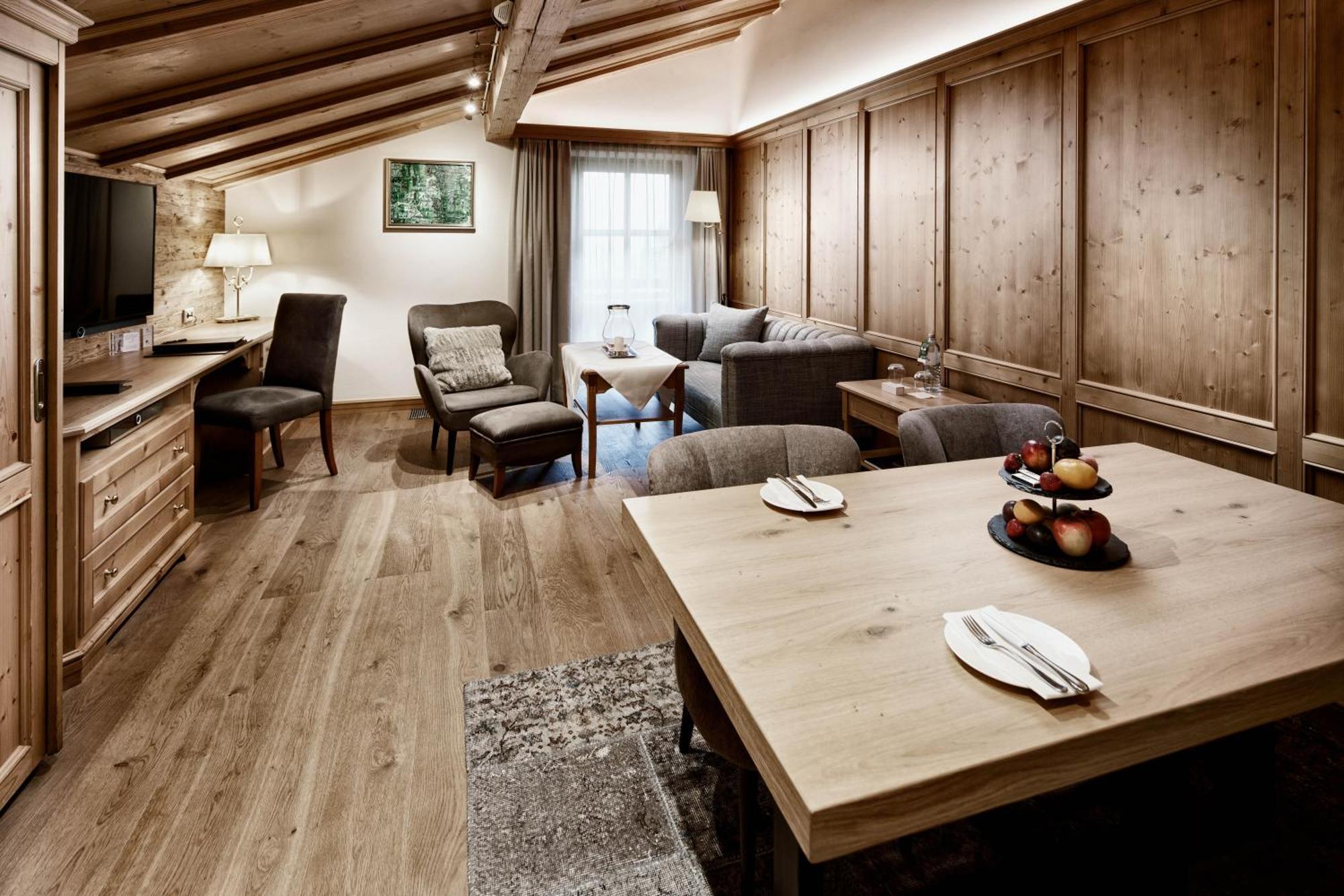 Burg Vital Resort Lech am Arlberg Ngoại thất bức ảnh